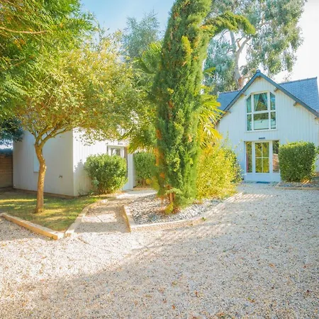 Cottages A Proximite De La Plage Dinard Exterior photo